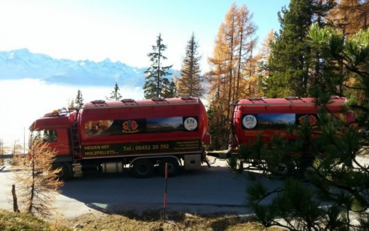 Tanker von SPG Bio-Pellets mit 