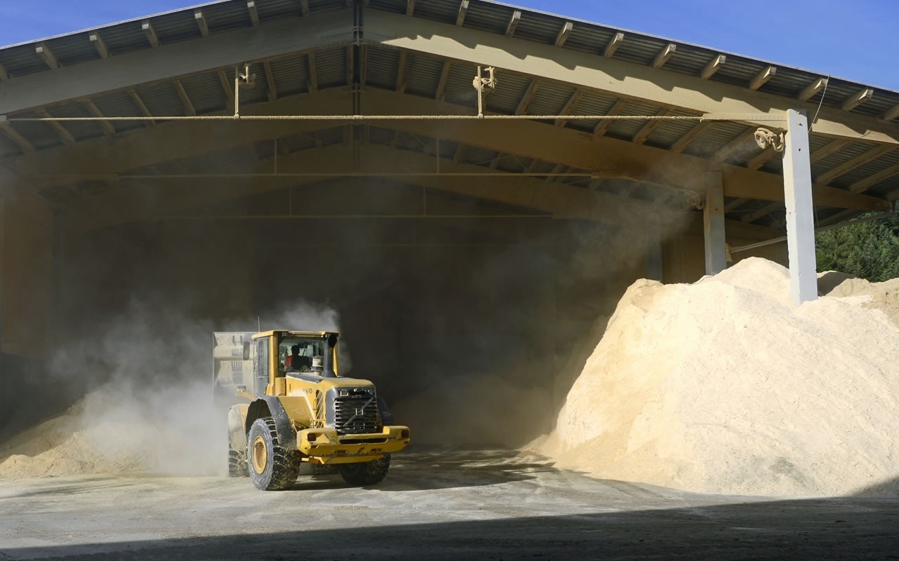 Lader im Werk in Abtenau